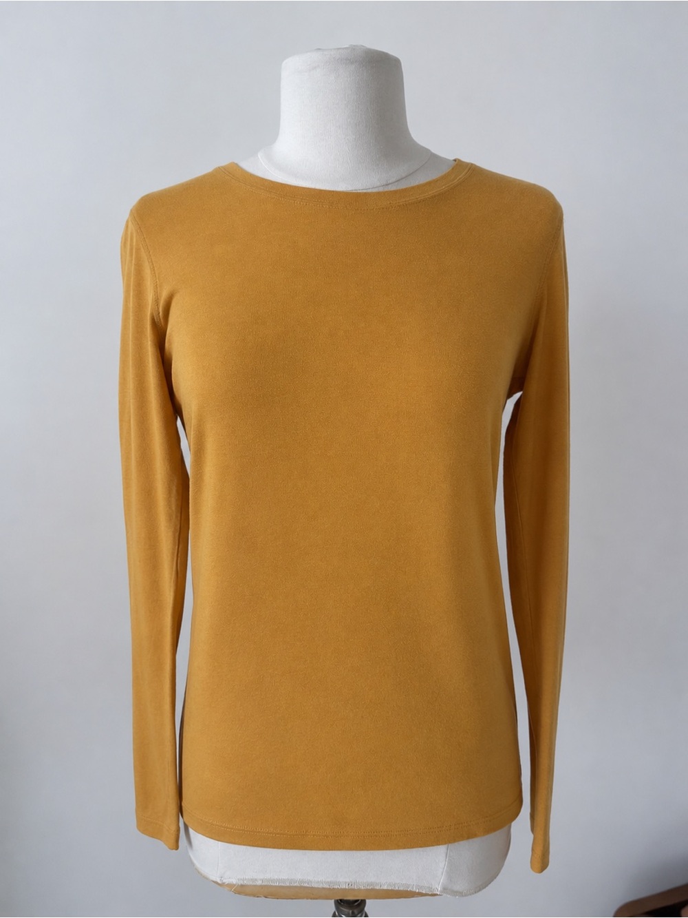 Vintage Mustard Columbia Sportswear Long-sleeve Top